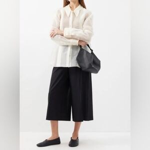 KHAITE Marcy Leather Ballerina Flats in Black. Size: EU 39.5.